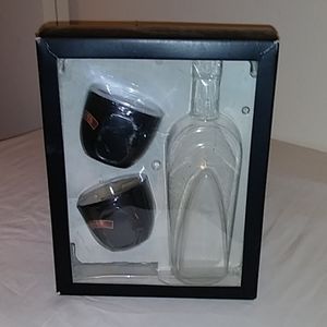 New Baileys Irish Cream cups & decanter set. NIB.